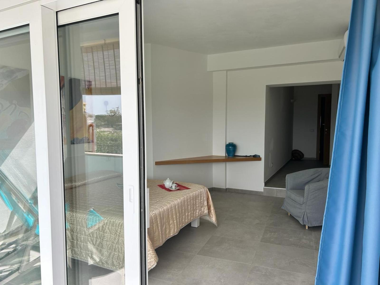 Maksim Food Drink Rooms Golfo Aranci Bagian luar foto