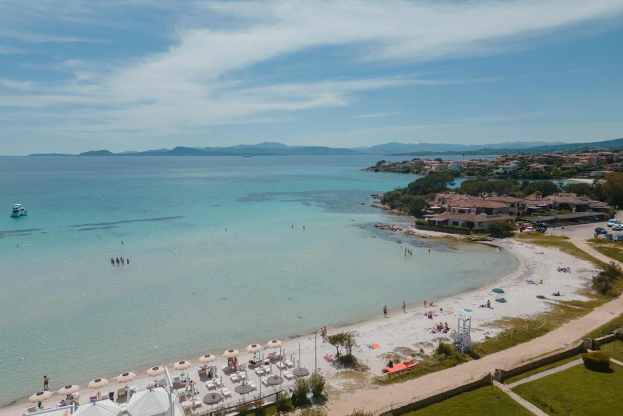 Maksim Food Drink Rooms Golfo Aranci Bagian luar foto