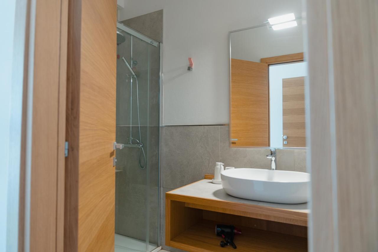 Maksim Food Drink Rooms Golfo Aranci Bagian luar foto