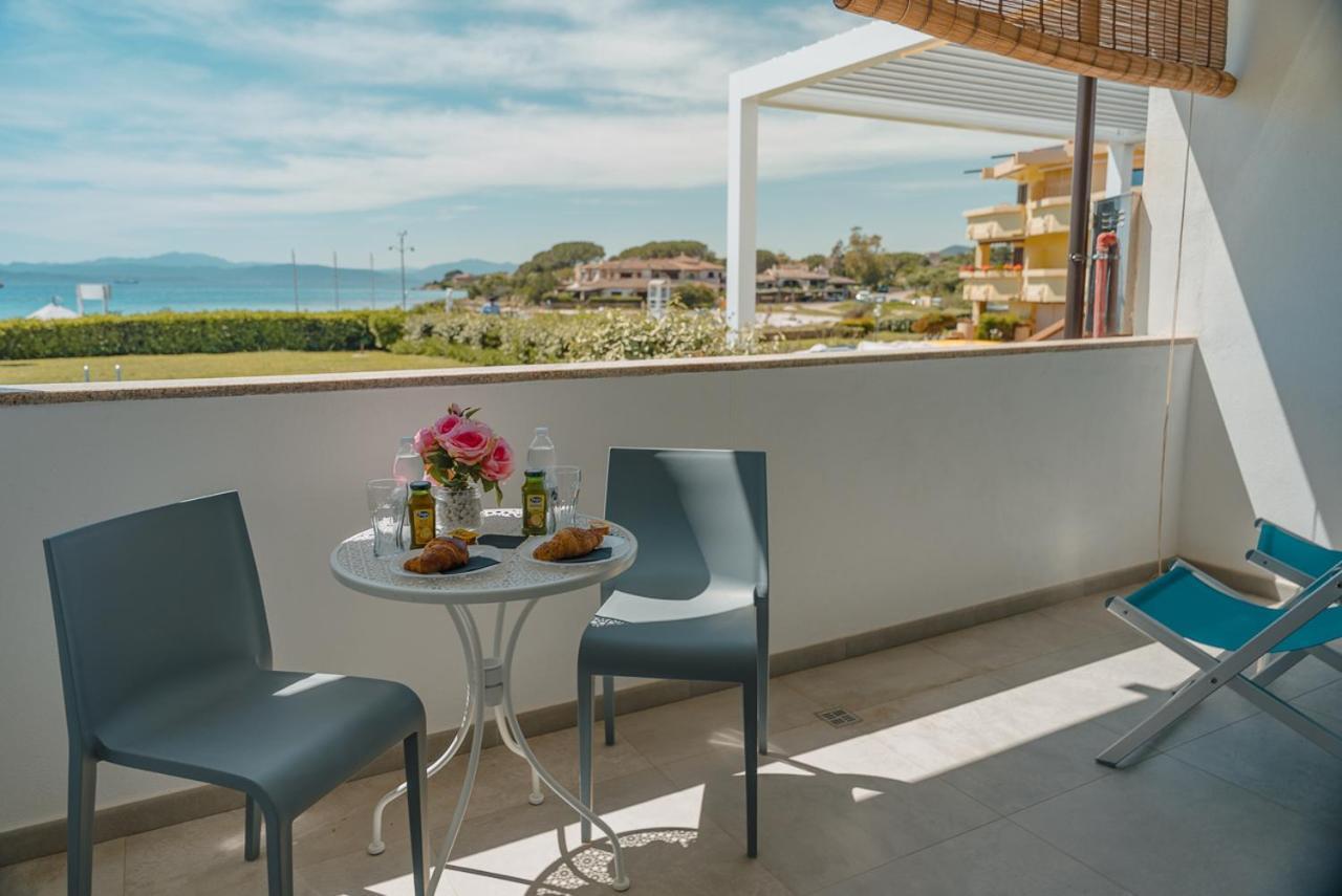 Maksim Food Drink Rooms Golfo Aranci Bagian luar foto