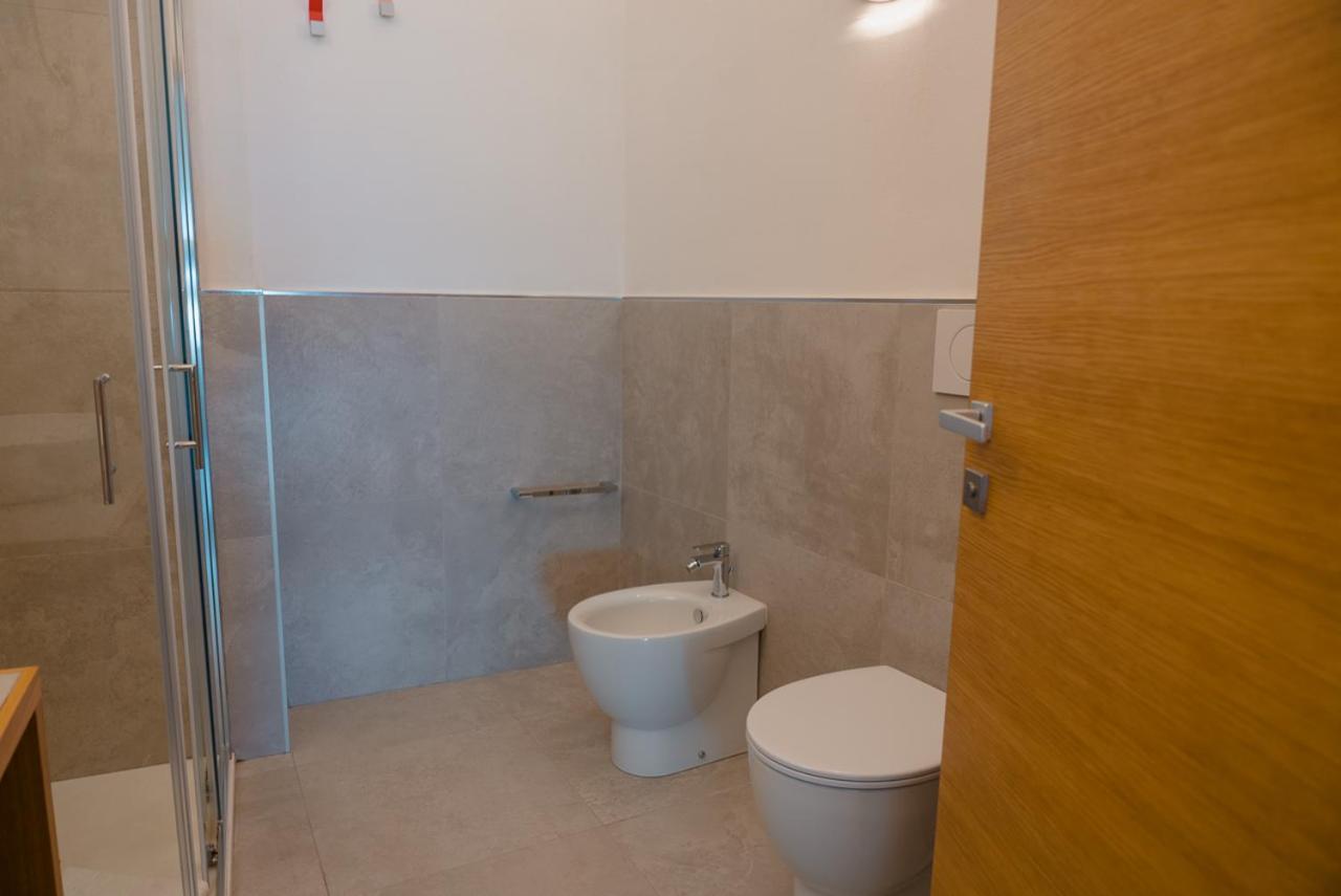 Maksim Food Drink Rooms Golfo Aranci Bagian luar foto